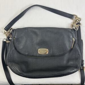 Michael Kors Leather Handbag Crossbody Shoulder Bag Bedford Black Gold Hardware